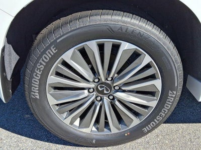 2027 INFINITI QX80 LUXE AWD *Ltd Avail*