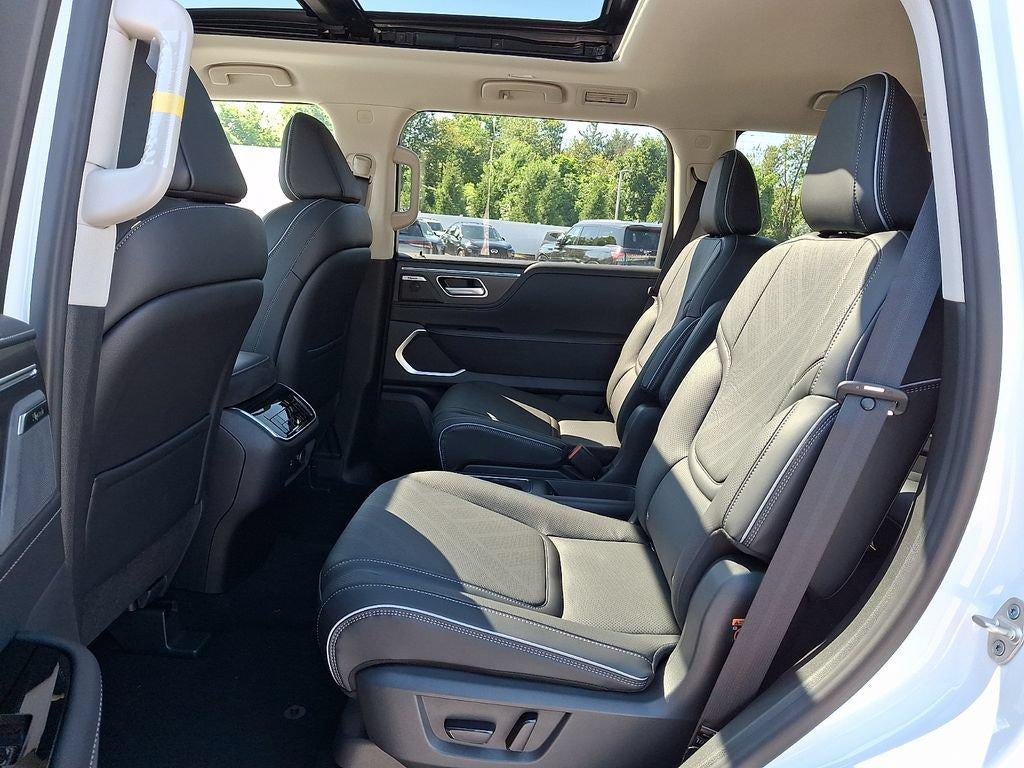 2027 INFINITI QX80 LUXE AWD *Ltd Avail*