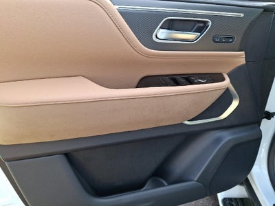 2027 INFINITI QX80 LUXE AWD *Ltd Avail*