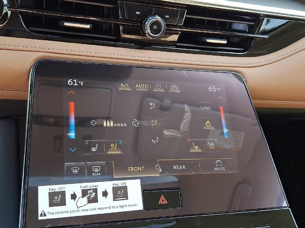 2027 INFINITI QX80 LUXE AWD *Ltd Avail*