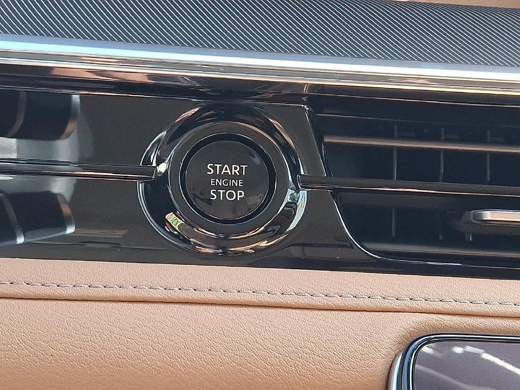 2027 INFINITI QX80 LUXE AWD *Ltd Avail*