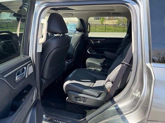 2025 INFINITI QX80 SENSORY AWD