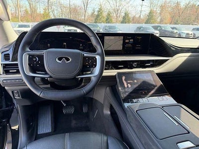 2025 INFINITI QX80 SENSORY AWD