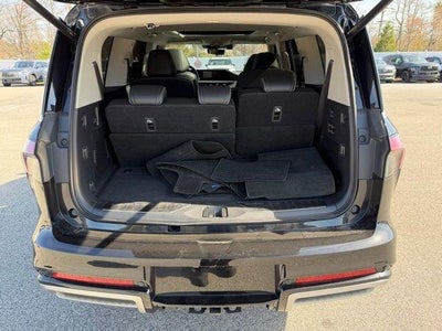 2025 INFINITI QX80 SENSORY AWD