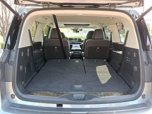 2025 INFINITI QX80 SENSORY AWD