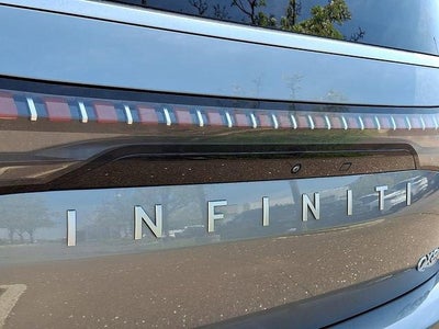 2025 INFINITI QX80 SENSORY AWD