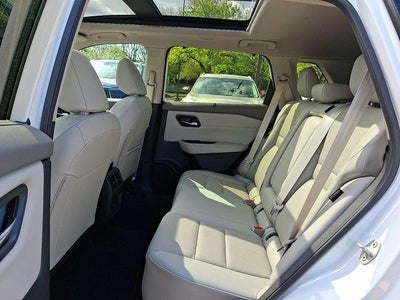 2023 Nissan Rogue AWD SV