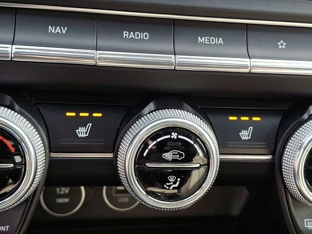 2023 Genesis G70 2.0T AWD