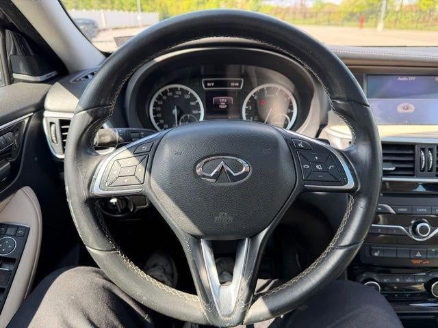 2018 INFINITI QX30 Premium AWD