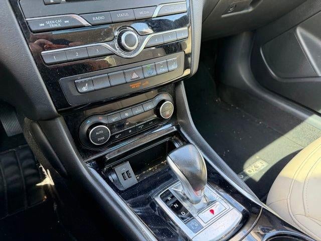2018 INFINITI QX30 Premium AWD