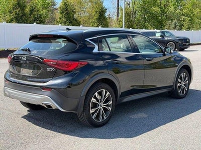 2018 INFINITI QX30 Premium AWD