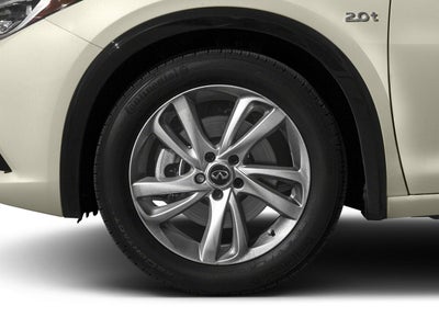 2018 INFINITI QX30 Premium AWD