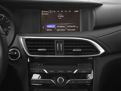 2018 INFINITI QX30 Premium AWD