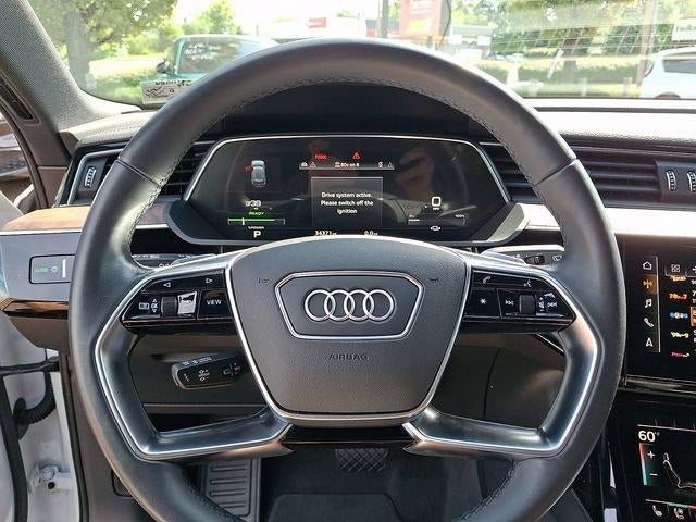 2022 Audi e-tron Premium Plus quattro