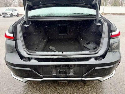 2024 BMW 740i xDrive Sedan