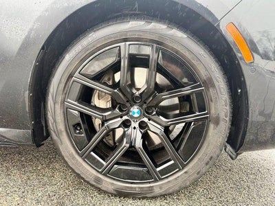 2024 BMW 740i xDrive Sedan