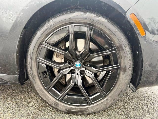 2024 BMW 740i xDrive Sedan