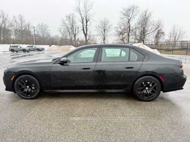 2024 BMW 740i xDrive Sedan