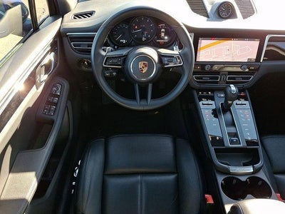 2024 Porsche Macan AWD