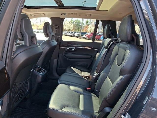 2017 Volvo XC90 T6 AWD 7-Passenger Momentum