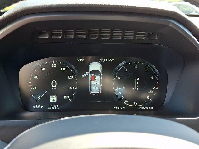 2017 Volvo XC90 T6 AWD 7-Passenger Momentum