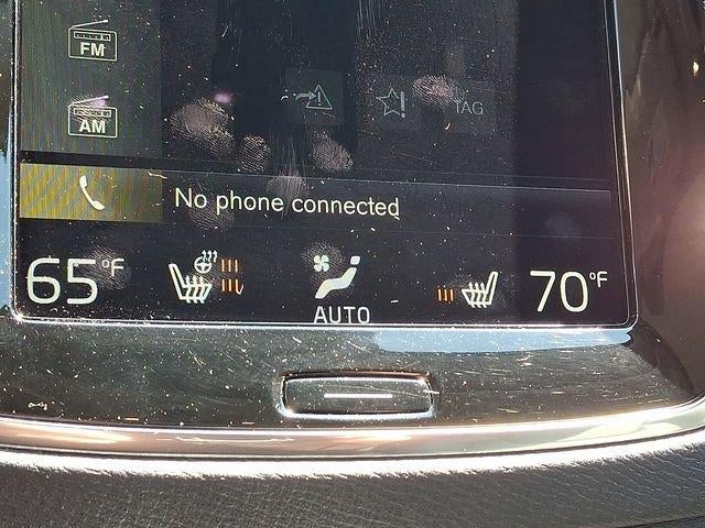 2017 Volvo XC90 T6 AWD 7-Passenger Momentum