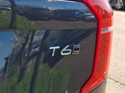 2017 Volvo XC90 T6 AWD 7-Passenger Momentum