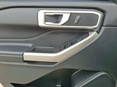 2023 Ford Explorer XLT 4WD