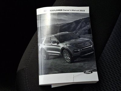 2023 Ford Explorer XLT 4WD
