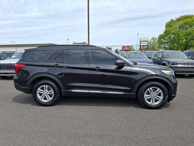 2023 Ford Explorer XLT 4WD