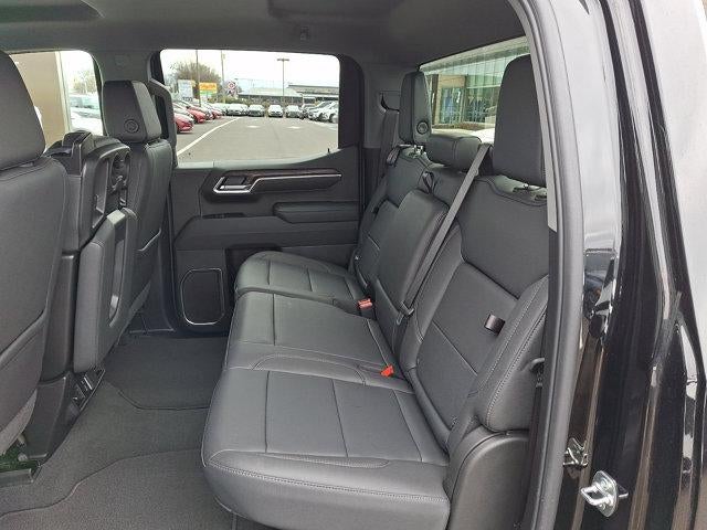 2025 GMC Sierra 1500 Crew Cab Short Box 4-Wheel Drive SLT