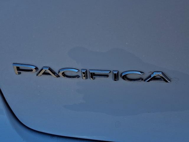 2024 Chrysler Pacifica Touring L FWD
