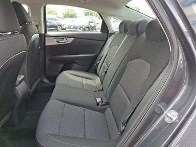 2023 Kia Forte LXS IVT