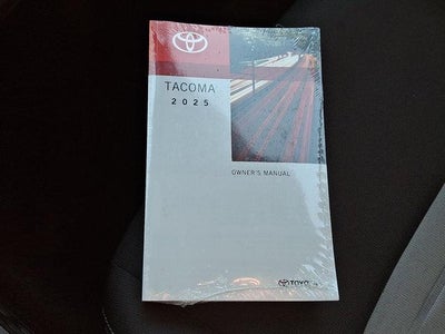 2025 Toyota Tacoma 4WD 4WD SR Double Cab 5' Bed AT (GS)