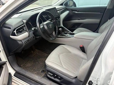 2024 Toyota Camry SE Auto (SE)