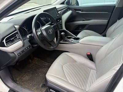 2024 Toyota Camry SE Auto (SE)