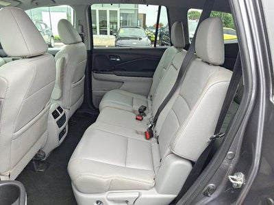 2019 Honda Pilot Touring 8-Passenger AWD