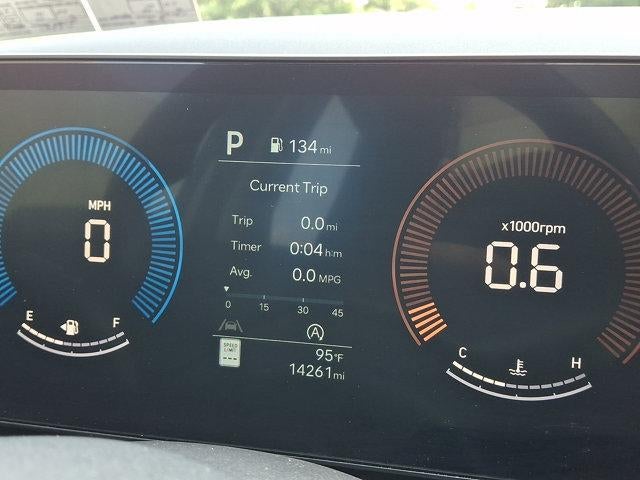 2025 Hyundai TUCSON SE AWD
