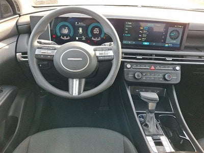2025 Hyundai TUCSON SE AWD