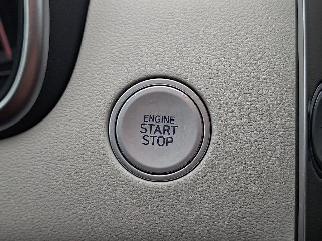 2024 Hyundai TUCSON SEL FWD *Ltd Avail*