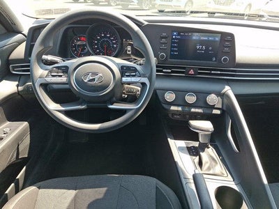 2021 Hyundai ELANTRA SE IVT