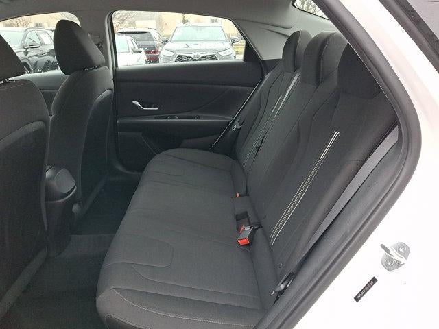 2023 Hyundai ELANTRA SEL IVT