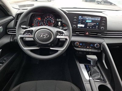 2023 Hyundai ELANTRA SEL IVT