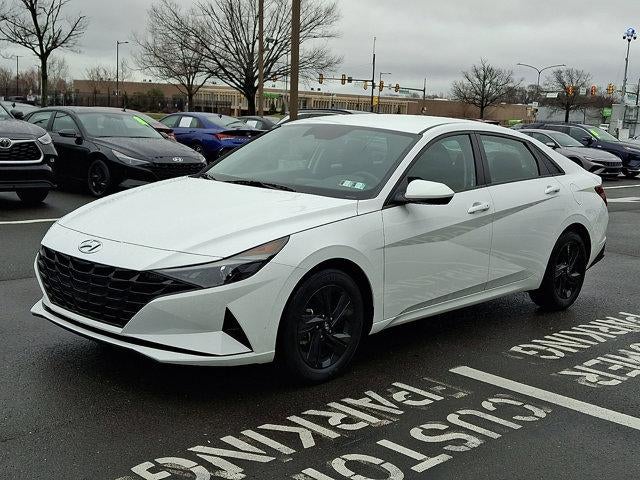 2023 Hyundai ELANTRA SEL IVT