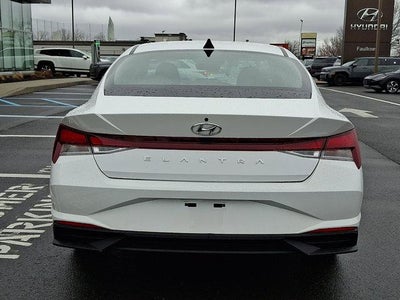 2023 Hyundai ELANTRA SEL IVT