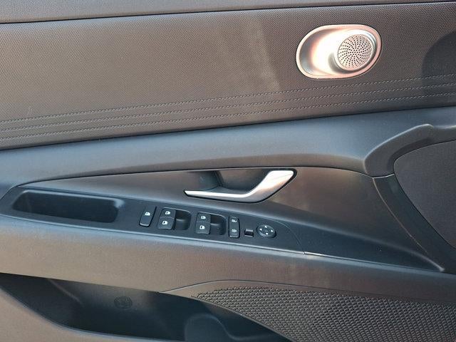 2021 Hyundai ELANTRA SEL IVT