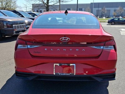2021 Hyundai ELANTRA SEL IVT