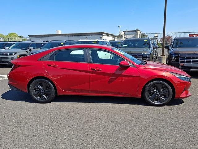 2021 Hyundai ELANTRA SEL IVT