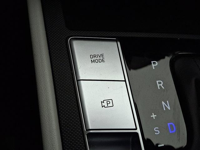 2022 Hyundai ELANTRA Limited IVT