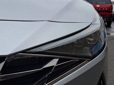 2022 Hyundai ELANTRA Limited IVT